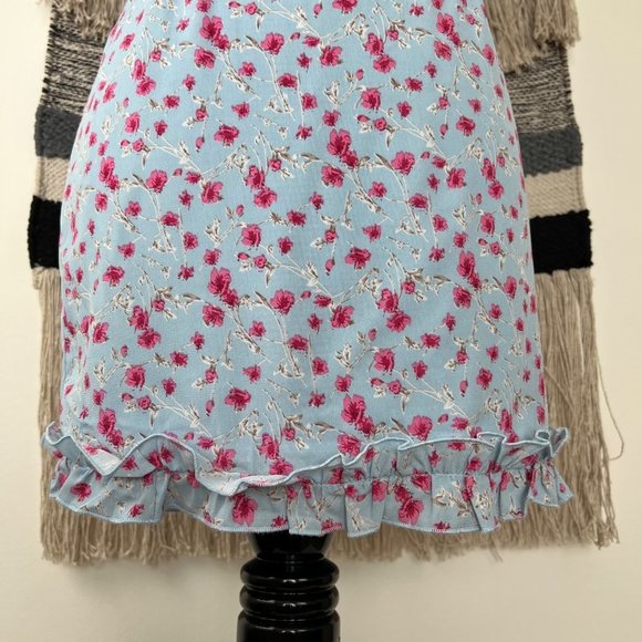 REVOLVE Superdown Cruz Off Shoulder Blue Floral Mini Dress Size Medium - Picture 9 of 12